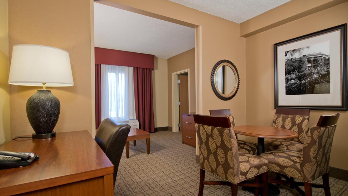 Russell Inn And Suites Starkville Kültér fotó